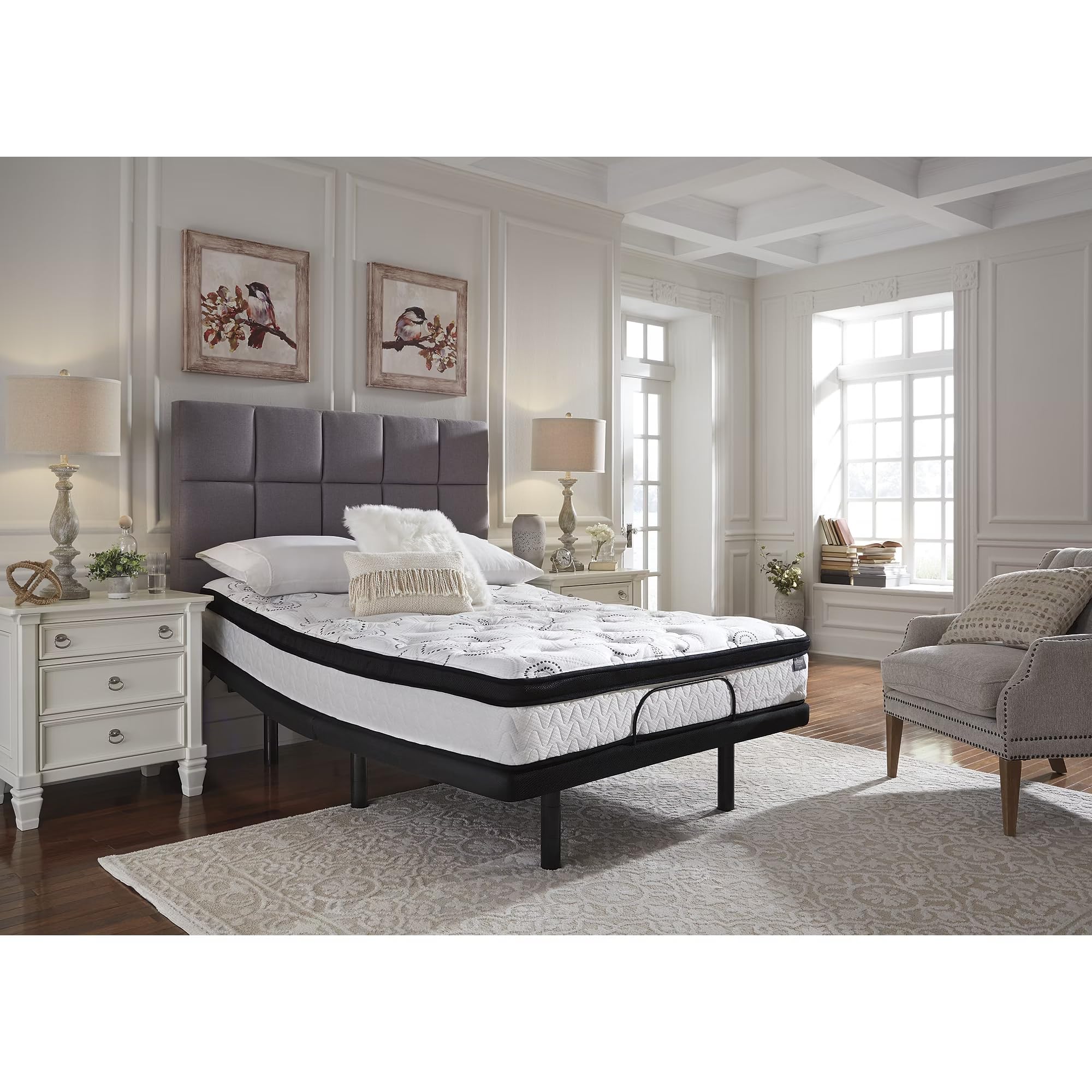 Signature Design by Ashley King Size Chime 12 Inch Medium Firm Hybrid Mattress with Cooling Gel Memory Foam