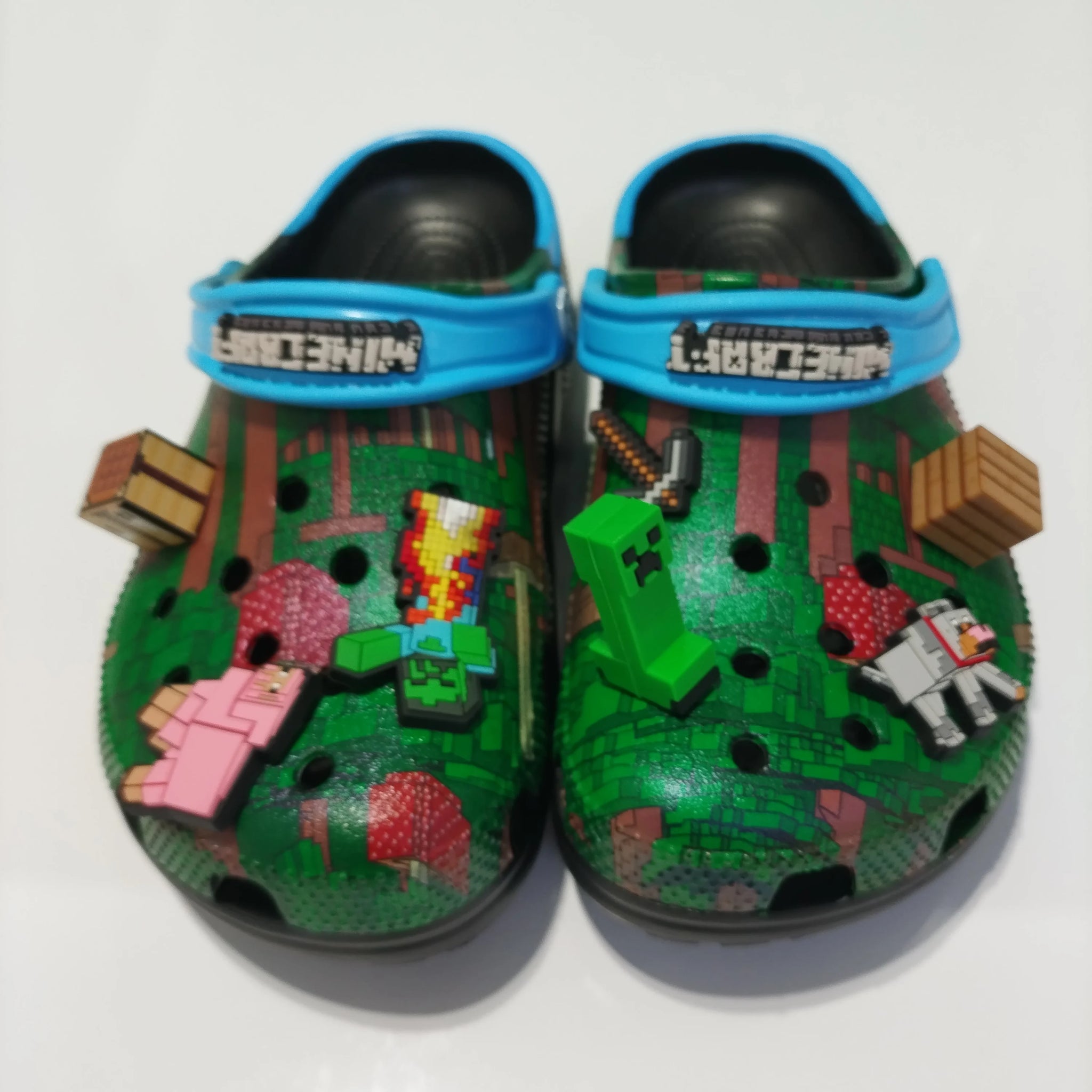 Summer Children's Non-Slip Soft Bottom Sandals Cute Cartoon Character Kids' Slippers Lightweight Footwear for Girls And Boys