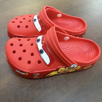 Disney Lightninged Mcqueens Pixar Hole Slippers Cartoon Solid Waterproof Slippers Fit Outdoor Sandals Breathable EVA Shoes Gift