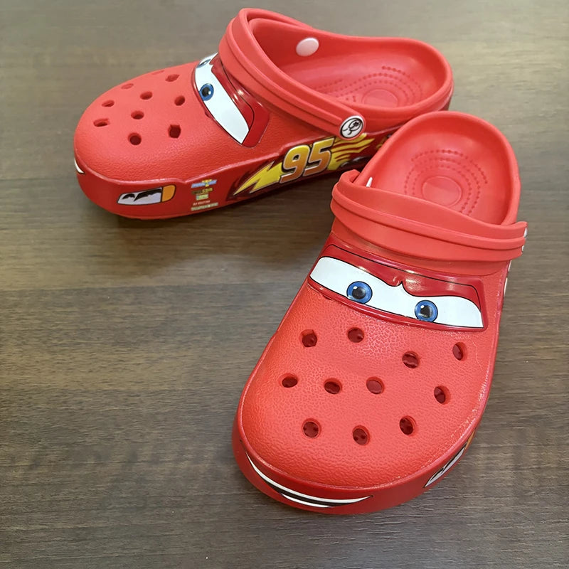 Disney Lightninged Mcqueens Pixar Hole Slippers Cartoon Solid Waterproof Slippers Fit Outdoor Sandals Breathable EVA Shoes Gift